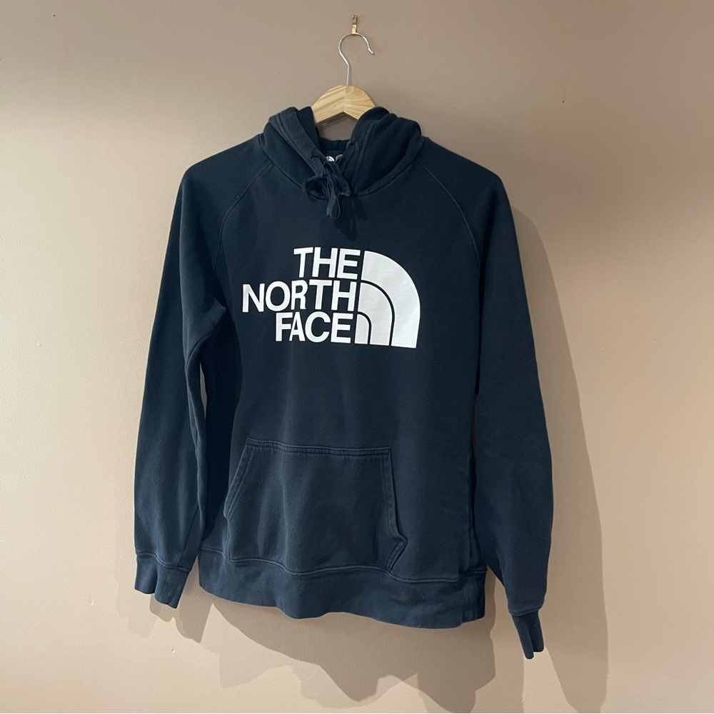 The North Face Men's Black Pullover Hoodie - Picture 3 of 6